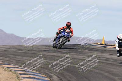 media/Nov-16-2025-Race Pace (Sun) [[8c5fa54630]]/Verified Riders/1-Turns 9 and 10 (925am)/